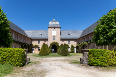 Cours d'Honneur à Station A