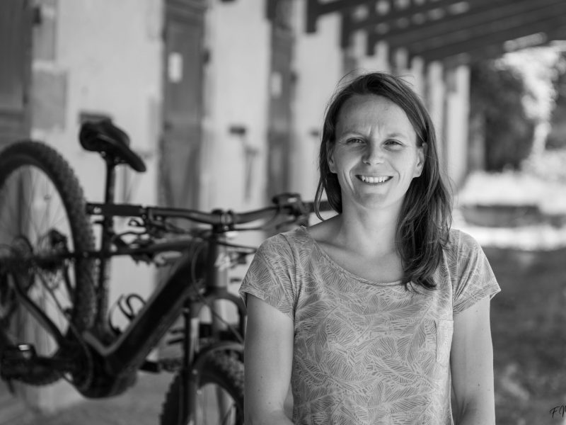 mathilde-sahuguet©fabien-marcorelles mathilde-sahuguet-aveyron-a-velo